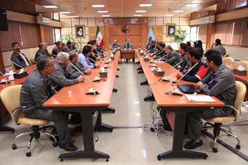 دیدار رئیس دانشگاه و معاونین با پرسنل خدماتی